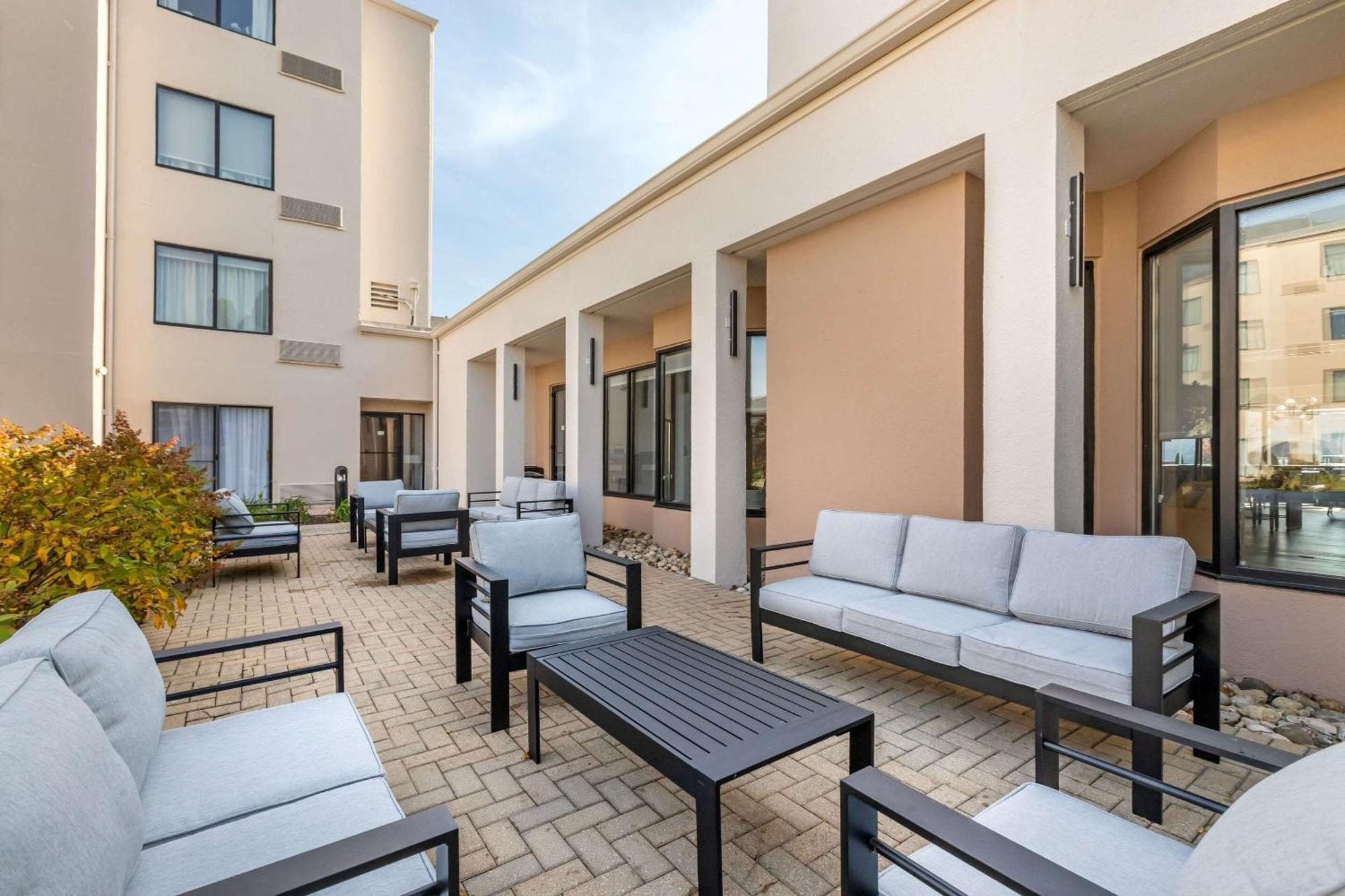 Comfort Inn & Suites Arlington Heights - Buffalo Grove Esterno foto