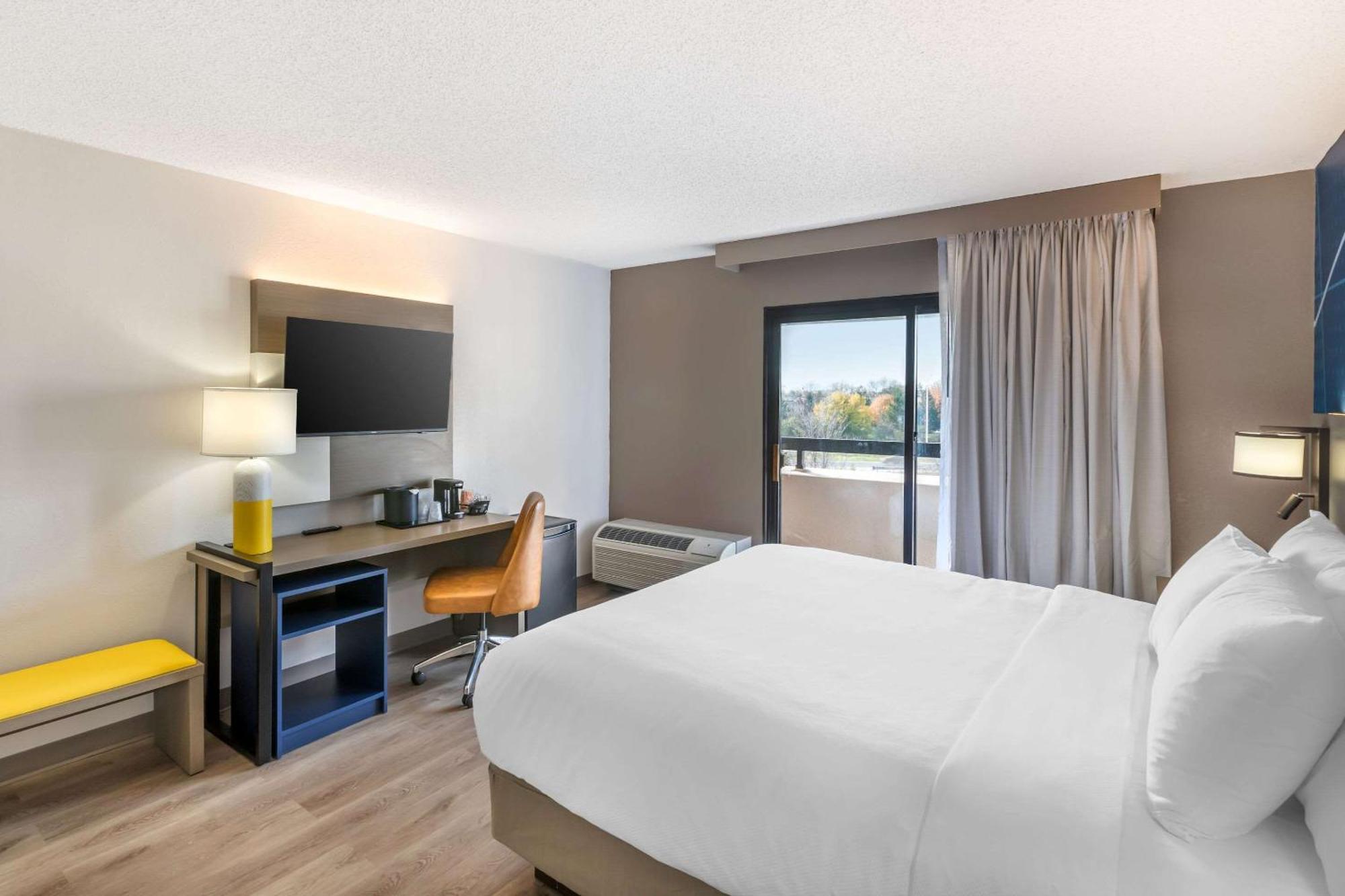 Comfort Inn & Suites Arlington Heights - Buffalo Grove Esterno foto
